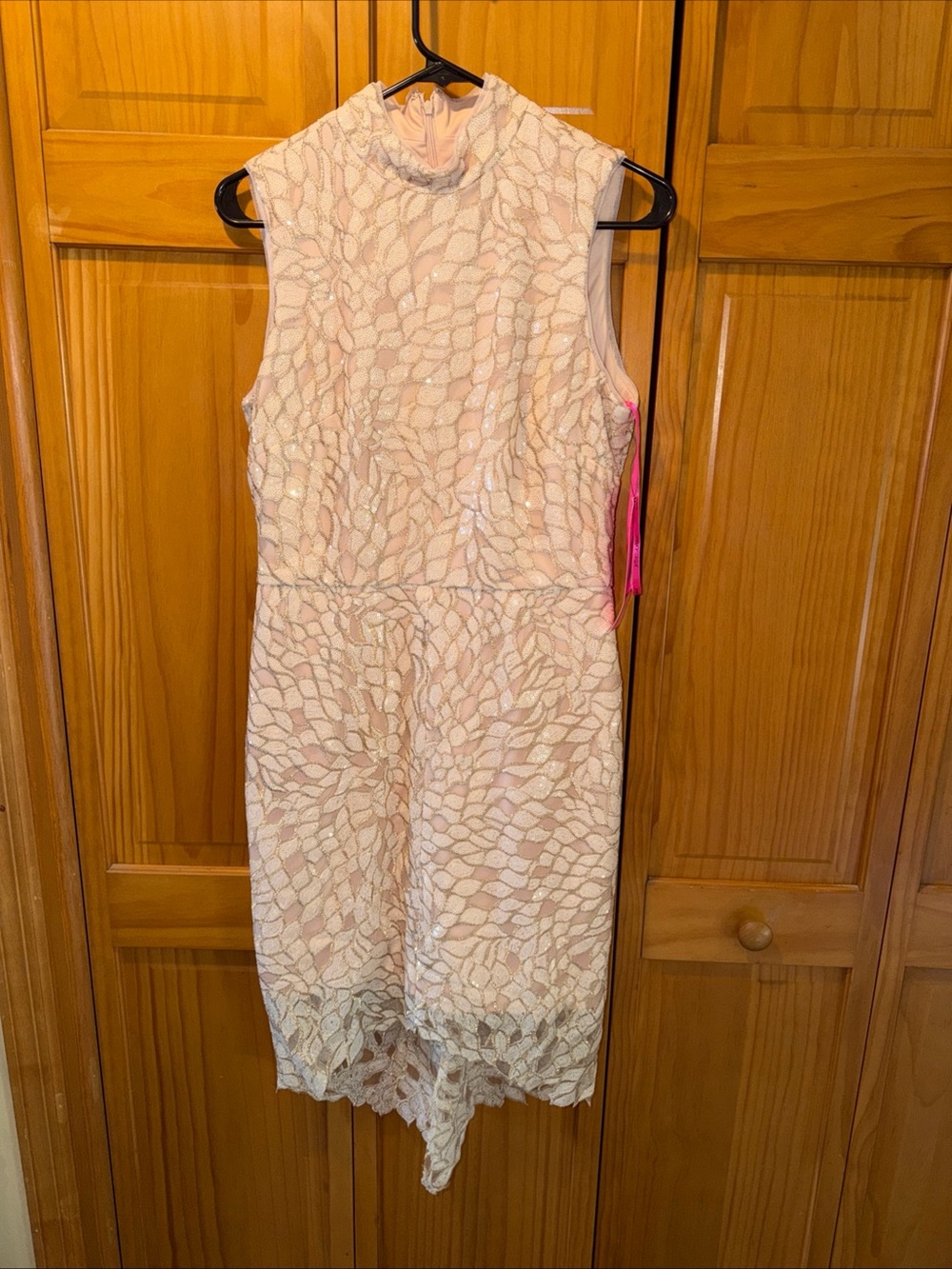 Sleeveless Ivory Lace Cocktail Dress